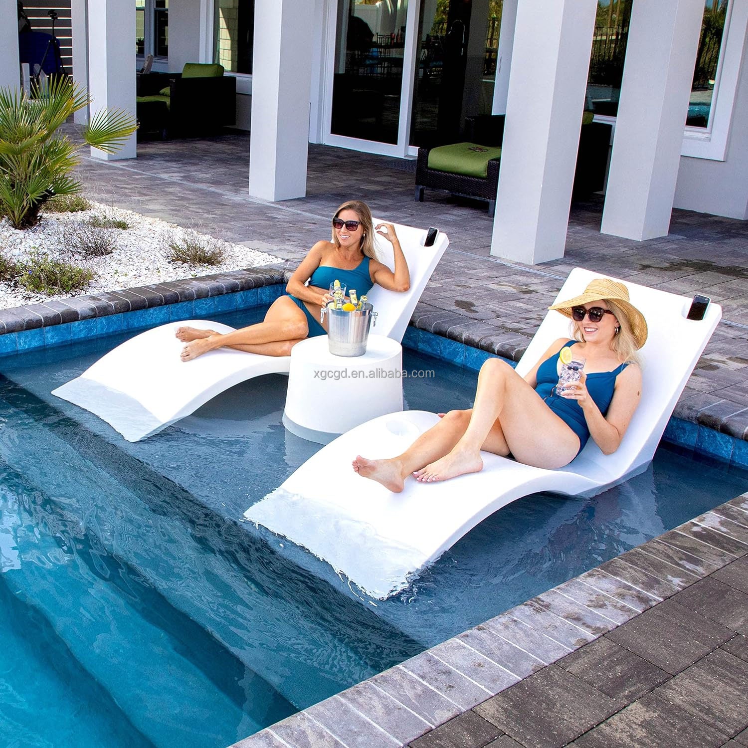 In-water in Pool Furniture Relaxing Outdoor Chaise Sun Chair Pool Lounge Chair Sun Lounger Pool Chair